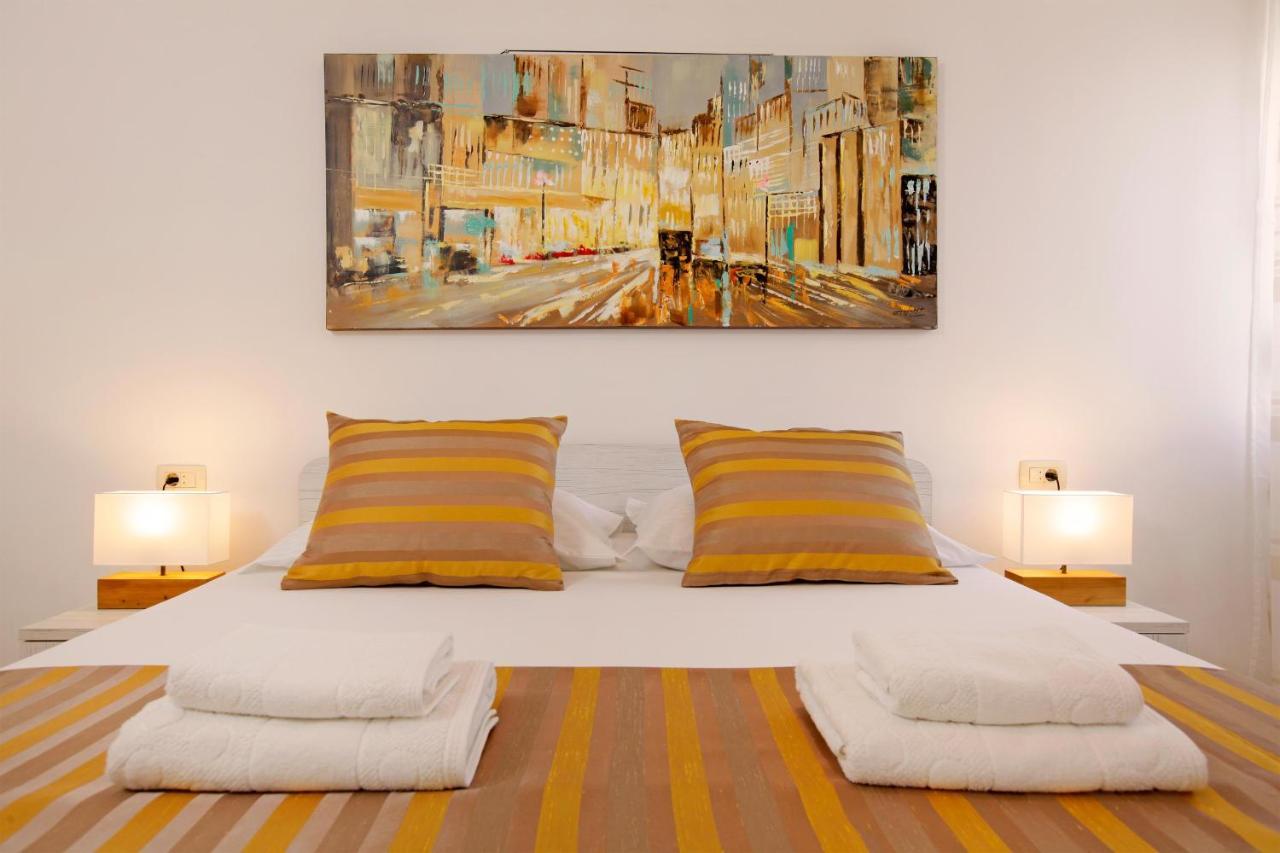 Modern 2-Bed Apt, Late Check In Available Spalato Esterno foto